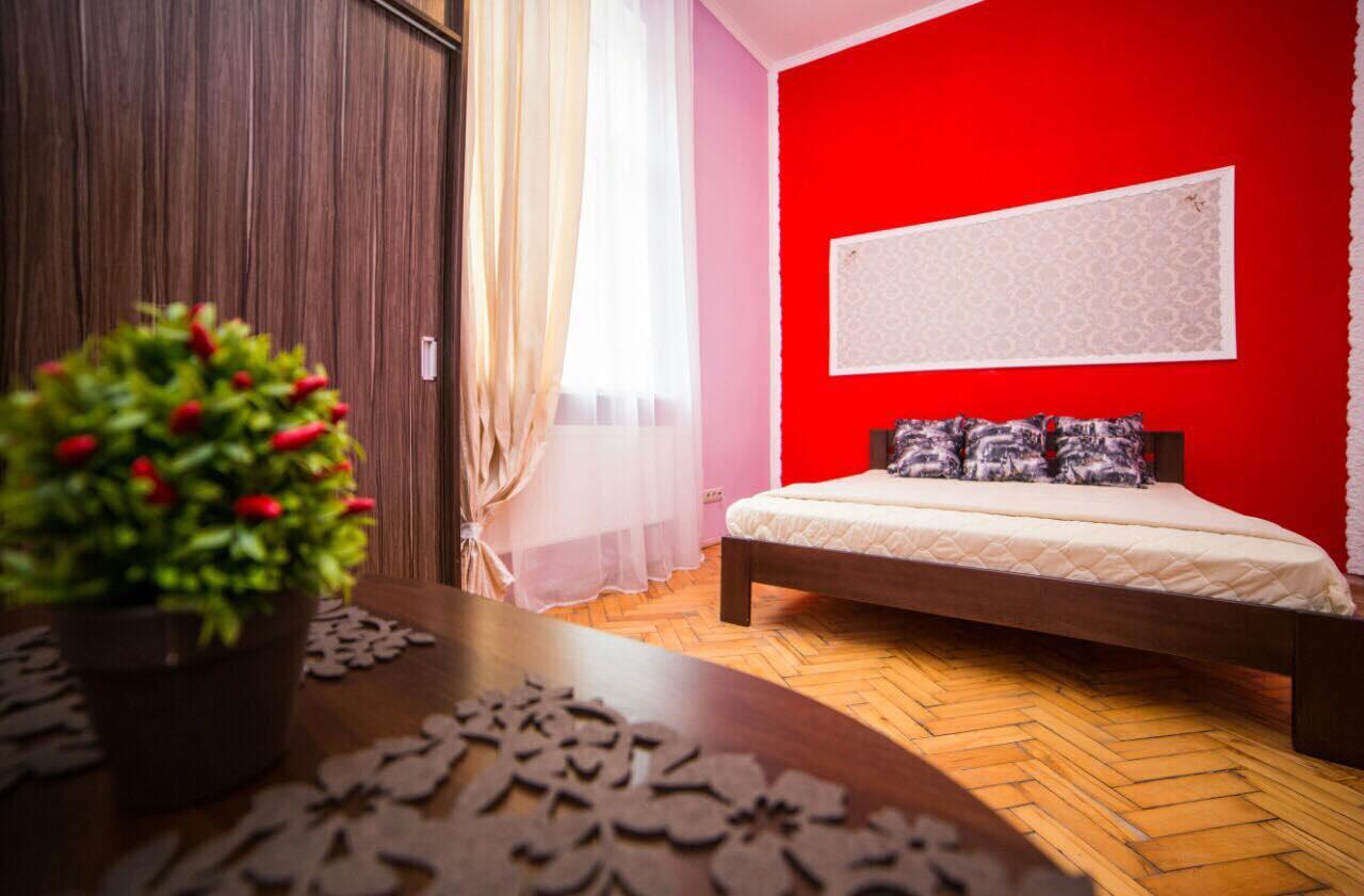 Apartment On Teatralna 7 Lviv Exterior photo